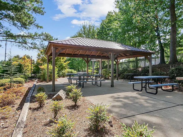 ReNew Cobb — Photo 49