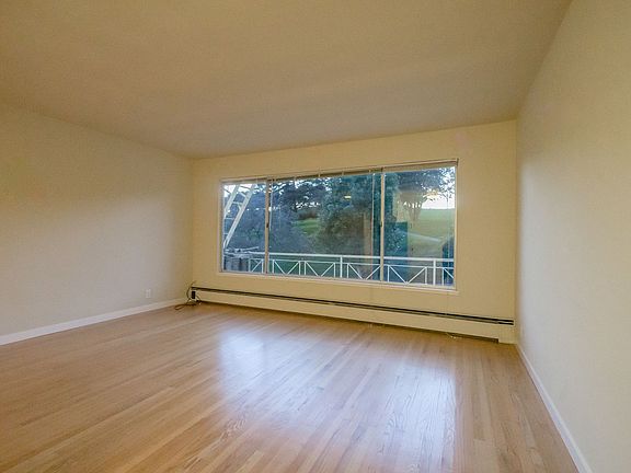 2nd image of 2430 Steiner St APT 4