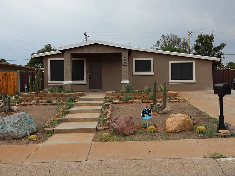 336 Colombo Ave — Photo 1
