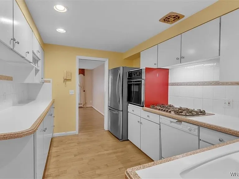 116 Segsbury Rd — Photo 16