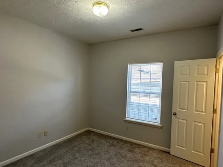 1149 Parliament Way — Photo 13