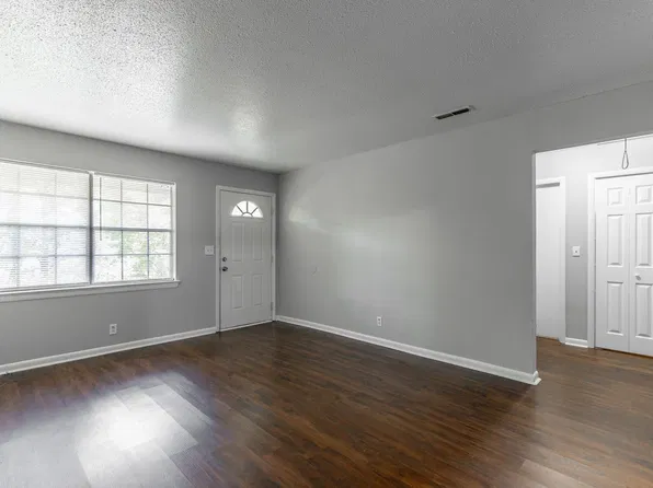 57-59 Dolphin Ln, Ringgold, GA 30736