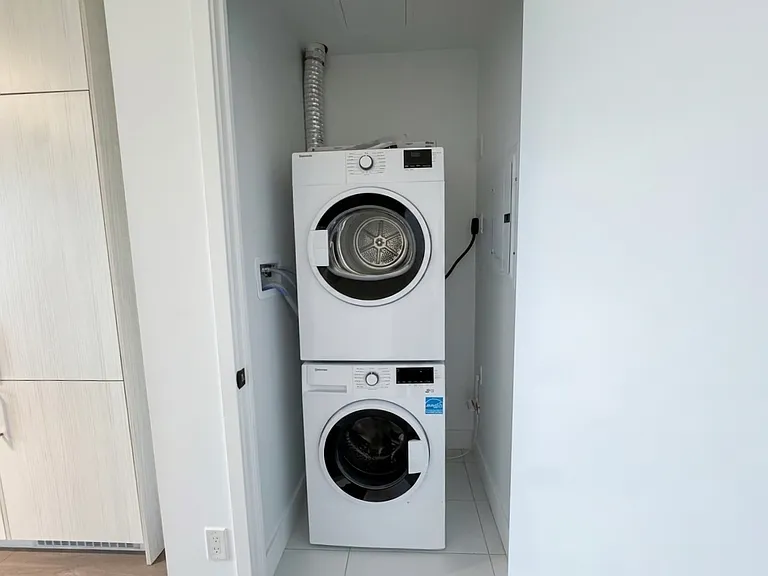 308 Jarvis St #2206 — Photo 8