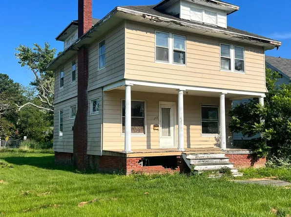 248 N Somerset Ave, Crisfield, MD 21817