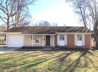 5610 Snow White Ln, Charlotte, NC 28213