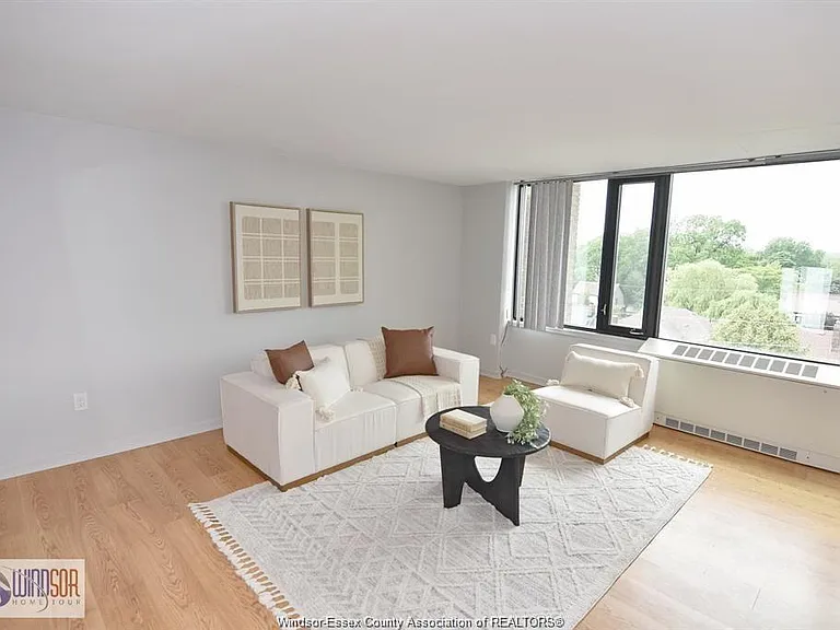 2144 Pelissier St #601 — Photo 17