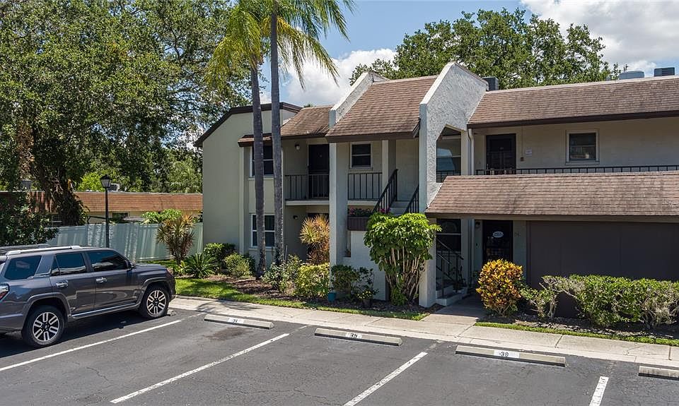 1st image of 1100 E Bay Dr APT 33