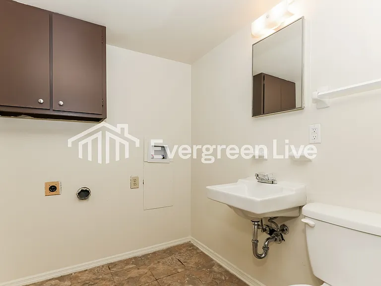 7584 Mount Whitney St — Photo 14