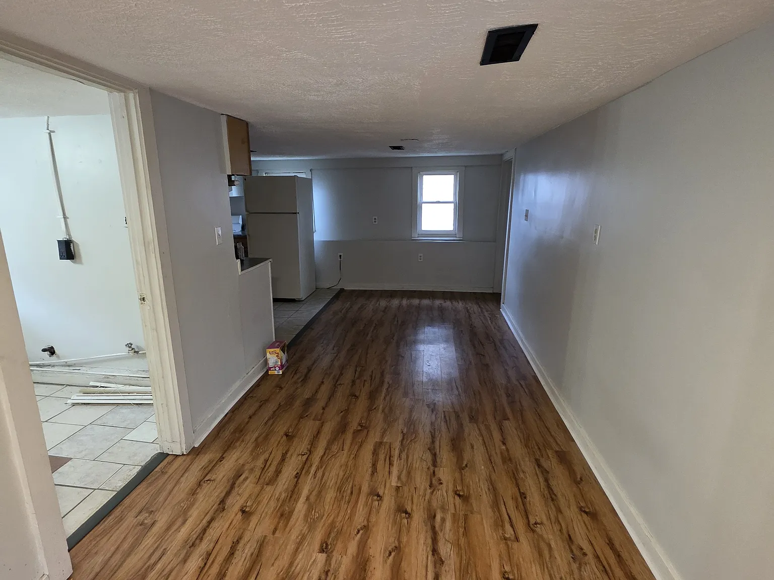 2 bed, 1000 sqft, $1,000 — Photo 4