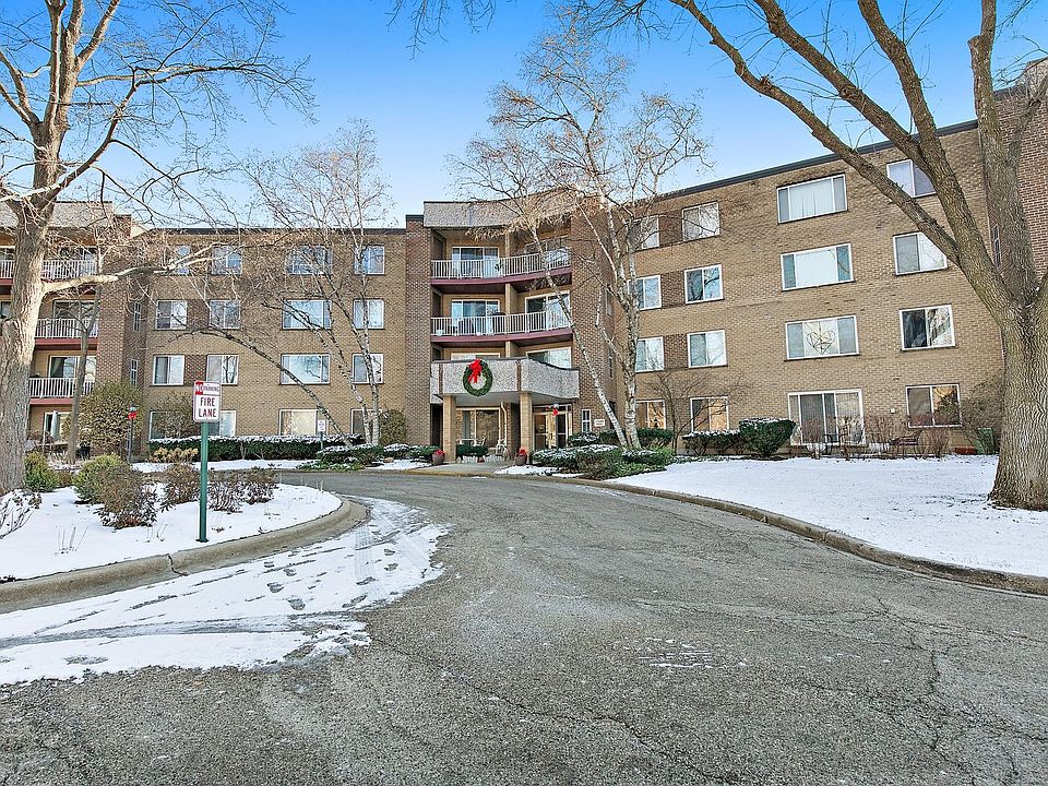 1st image of 945 E Kenilworth Ave Unit 122