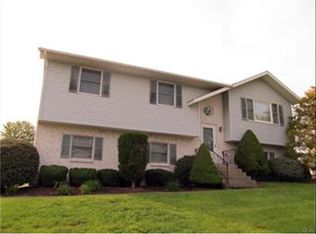 4538 Cairo Dr, Whitehall, PA 18052