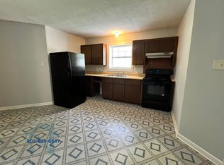 301 Pine Wilderness Dr #B2, Queen City, TX 75572