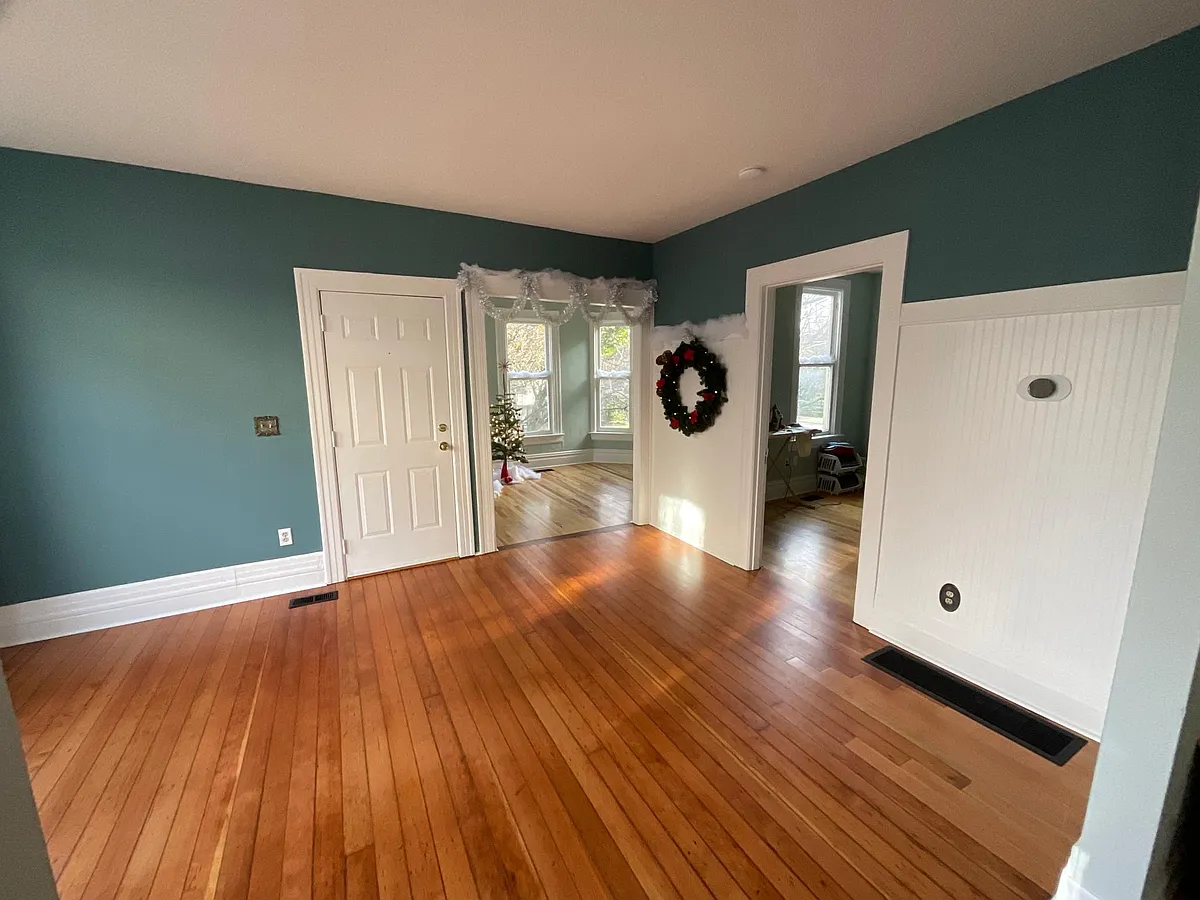 Entryway/front door from the kitchen - 3915 NE Rodney Ave