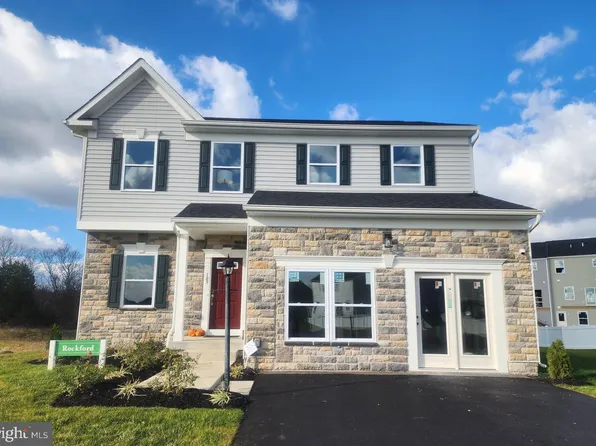 109 Spatterdock Rd, Inwood, WV 25428