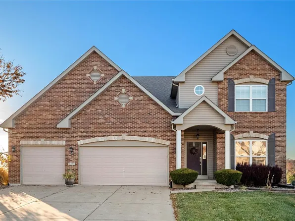 1335 Briar Path Ct, Columbia, IL 62236