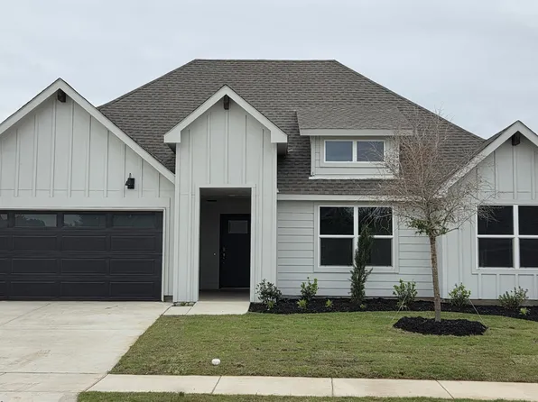 4207 Cornerstone Cir, Granbury, TX 76048