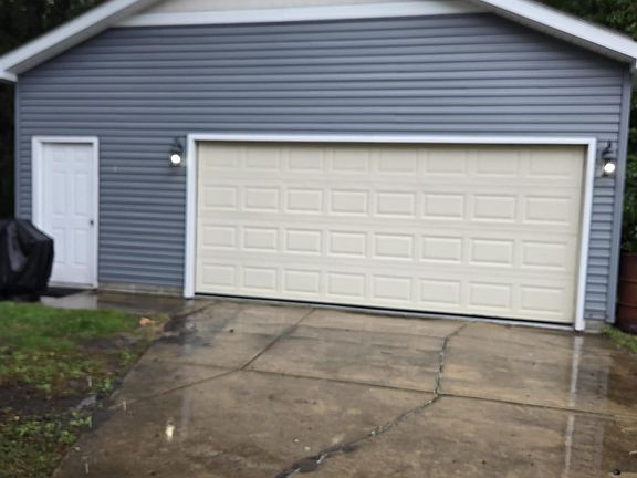 3rd image of 9407 Lakepointe Blvd