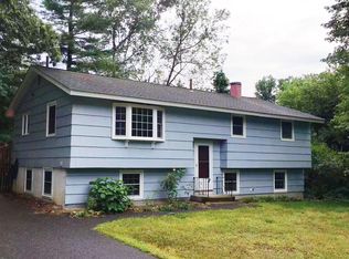 214 Harris Rd, Nashua, NH 03062