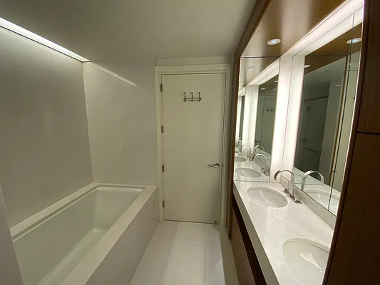 Rented by Furumoto Realty of New York City Inc | media 21