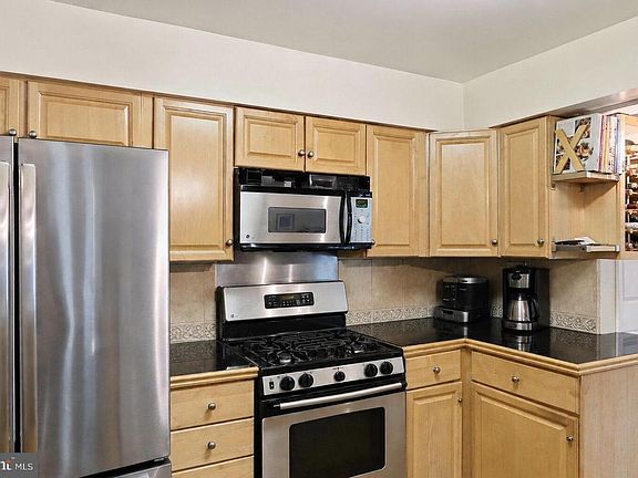 4th image of 14302 Delcastle Dr