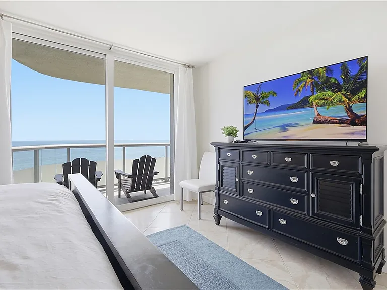 3554 Ocean Drive 703S #504N — Photo 16