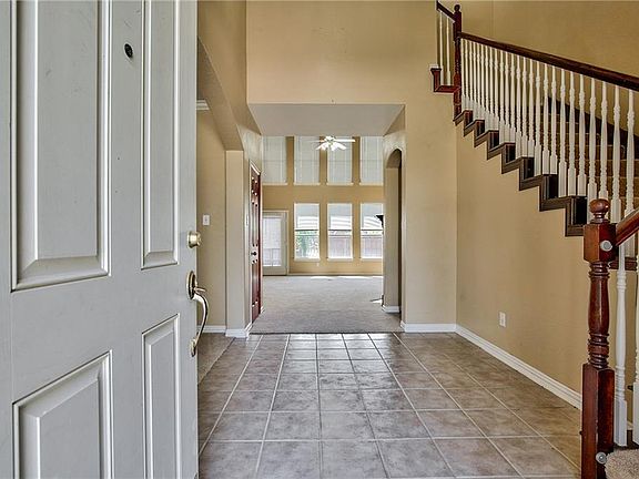 4th image of 14779 Blakehill Dr