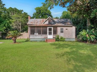 9285 Elgin Rd, Tallahassee, FL 32305