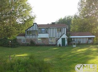 7716 White Birch Dr, Farwell, MI 48622