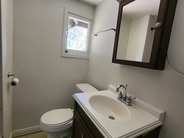 809 Talmadge Rd — Photo 31
