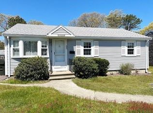 35 Maine Ave, West Yarmouth, MA 02673