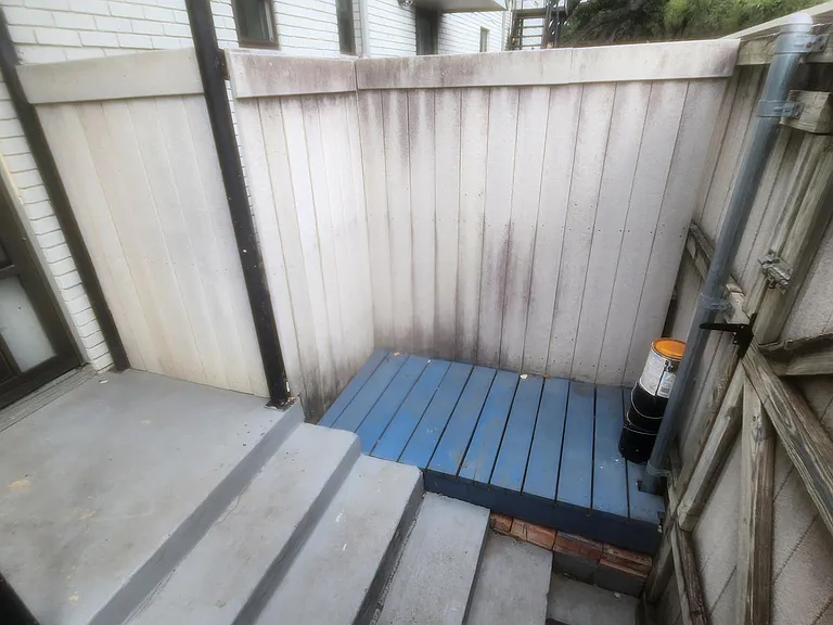 5042 N Hall St — Photo 33