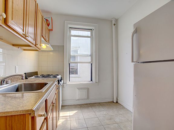 5th image of 30-79 44th St #3R