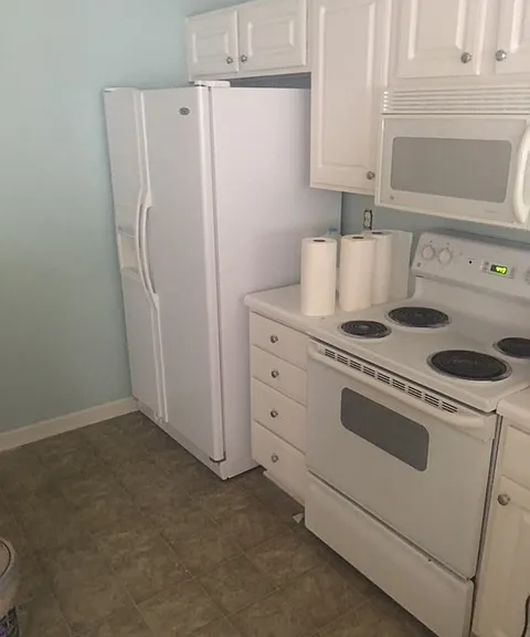 8112 Christmas Ct — Photo 2
