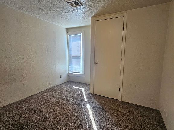 5th image of 119 S Stewart Ave