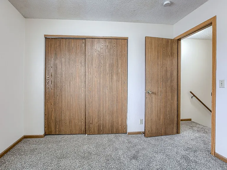 4910 Dudley St — Photo 9