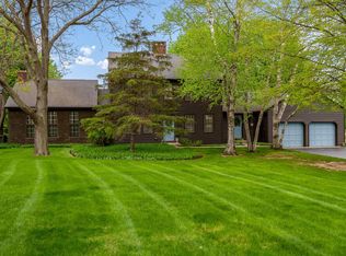 10562 Town Hall Rd, Belvidere, IL 61008