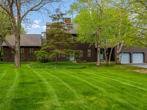 10562 Town Hall Rd, Belvidere, IL 61008