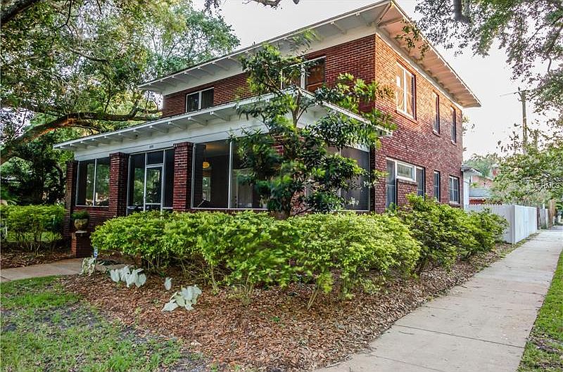 1st image of 900 Palmetto Ave