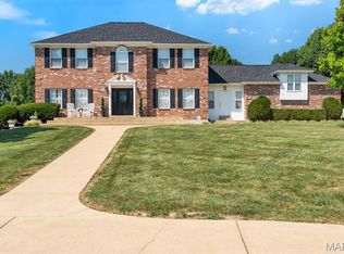 1 Cross Creek Ln, O'Fallon, MO 63366