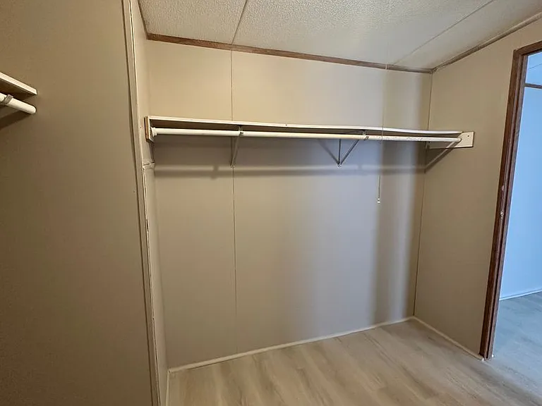 284 Clay Cir — Photo 10