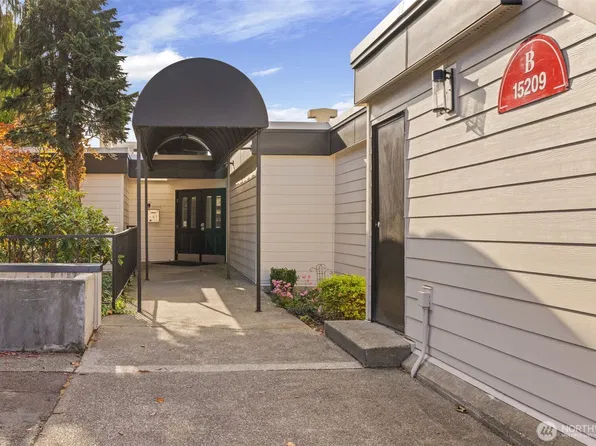 15209 Sunwood Boulevard #B26, Tukwila, WA 98188