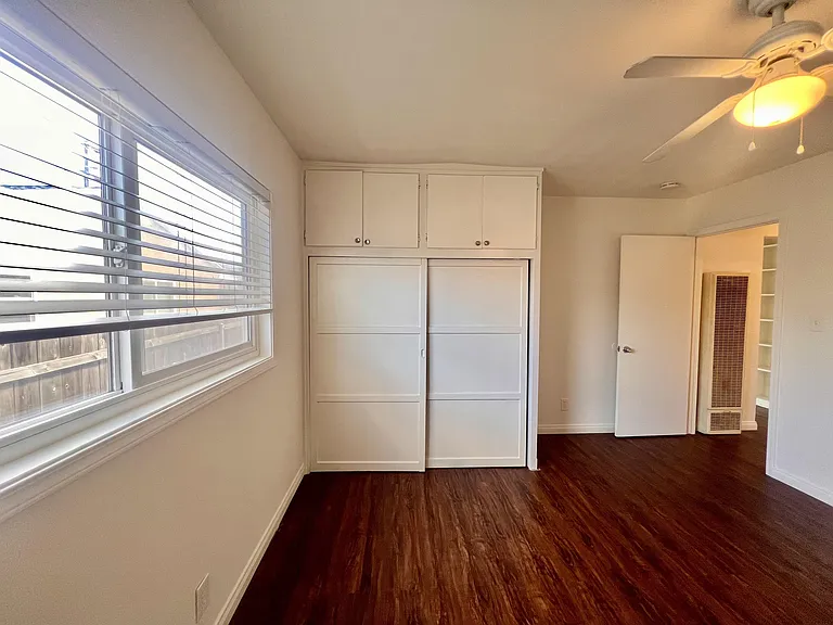 Bedroom (2)