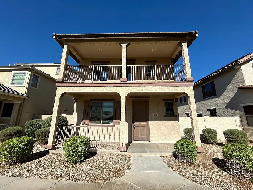 949 E Agua Fria Ln