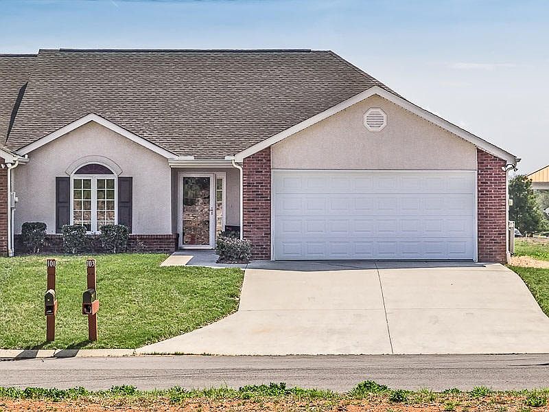1st image of 103 Linden Ln
