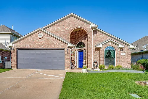 8713 Sunset Trace Dr Photo 1