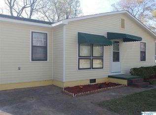 1703 Buena Vista Cir SE, Decatur, AL 35601