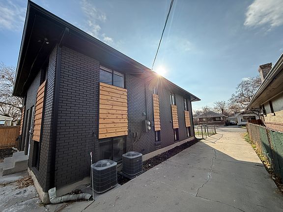 2nd image of 365 E Downington Ave
