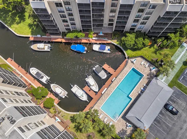21 Royal Palm Way #405, Boca Raton, FL 33432