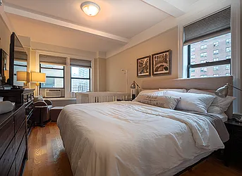 Rented by Rita S Citrin, LREB