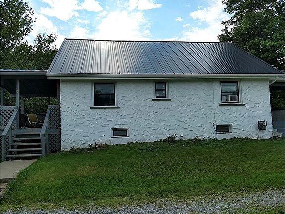 3rd image of 206 Vernon Rd